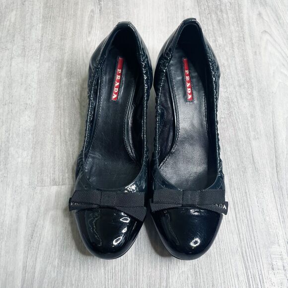 Prada Patent Bow Heels - Picture 10 of 10